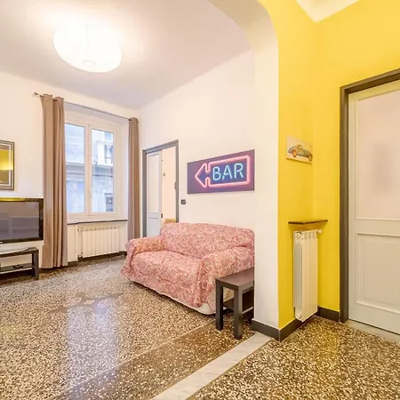 Porto Antico Central Comfy Apartment Genoa