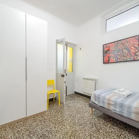 Porto Antico Central Comfy